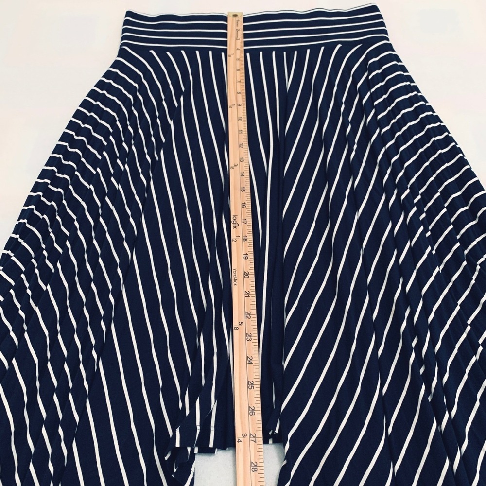 Cabi Handkerchief Hem Skirt Women Size L Navy White Striped Asymmetrical Pull On - Picture 6 of 9